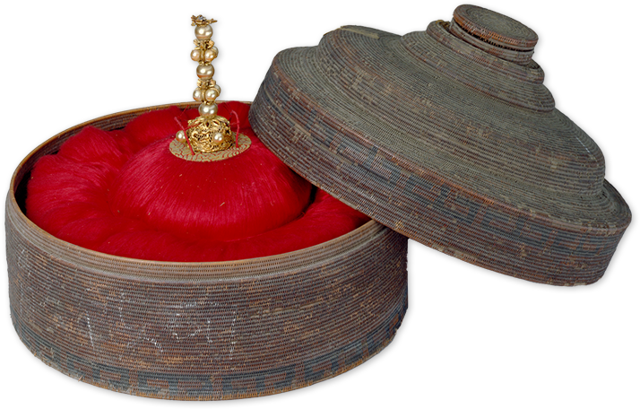 藤編彩漆蝙蝠花卉紋皇帝冬朝冠盒